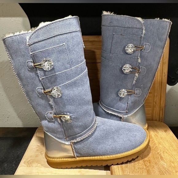 Fur-Lined Denim Booties W/ Lug Sole Round Toe, Metallic Snow Boots Low Heel - Picture 5 of 10